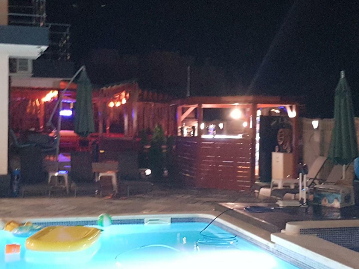 Cool Breeze - Mamaia Nord Hotel Navodari Ngoại thất bức ảnh